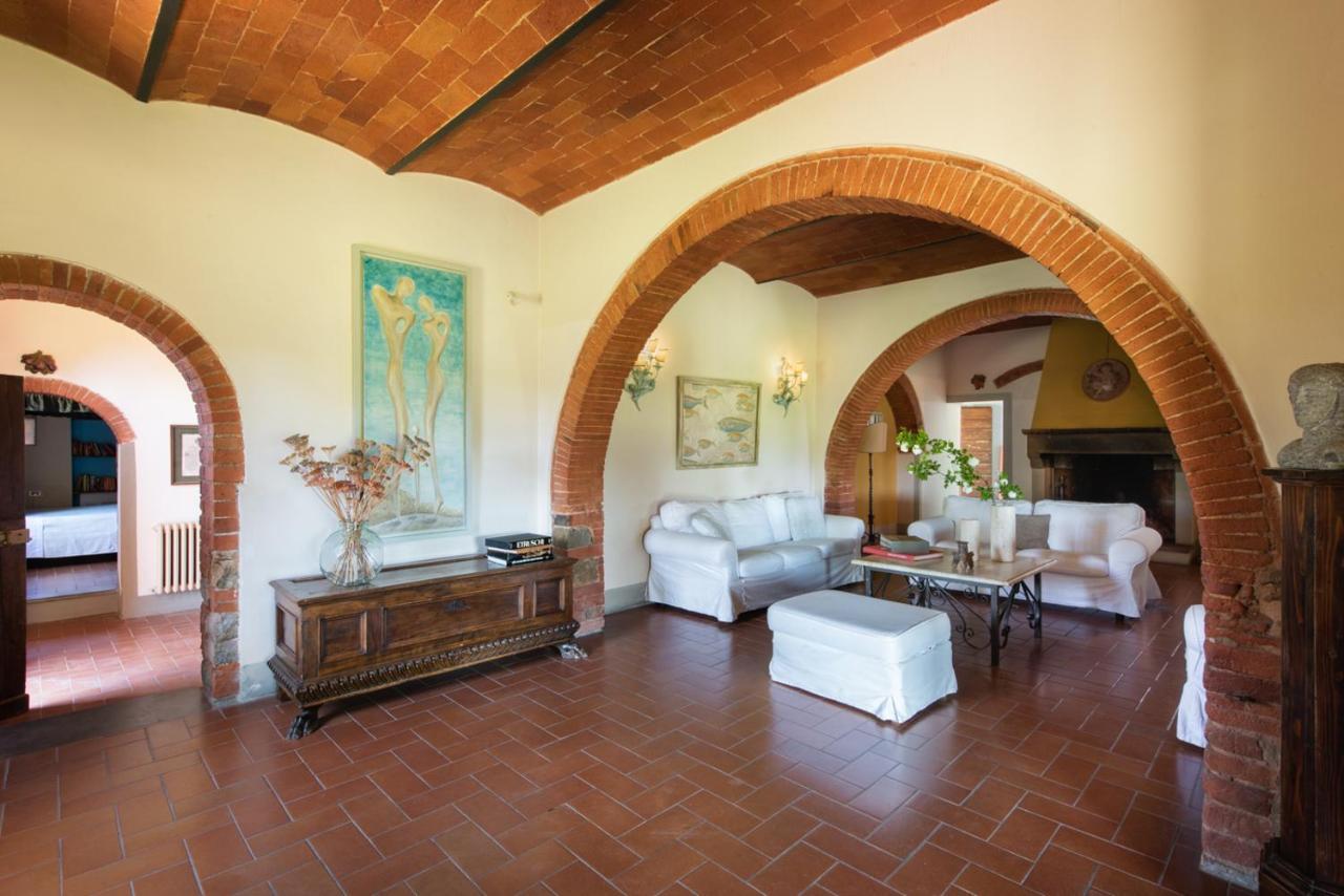 Villa Nemora Castello di Montalto ภายนอก รูปภาพ