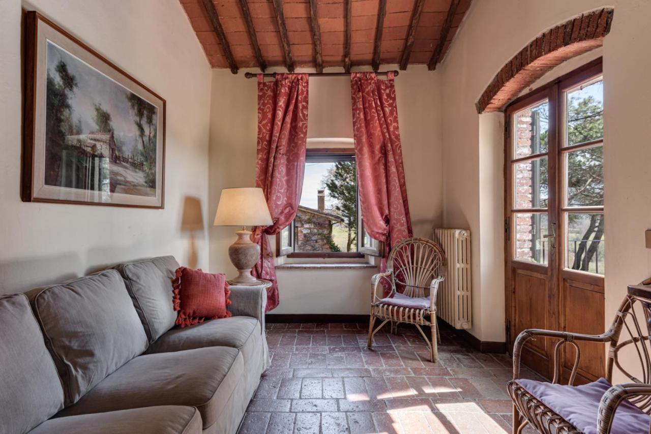 Villa Nemora Castello di Montalto ภายนอก รูปภาพ